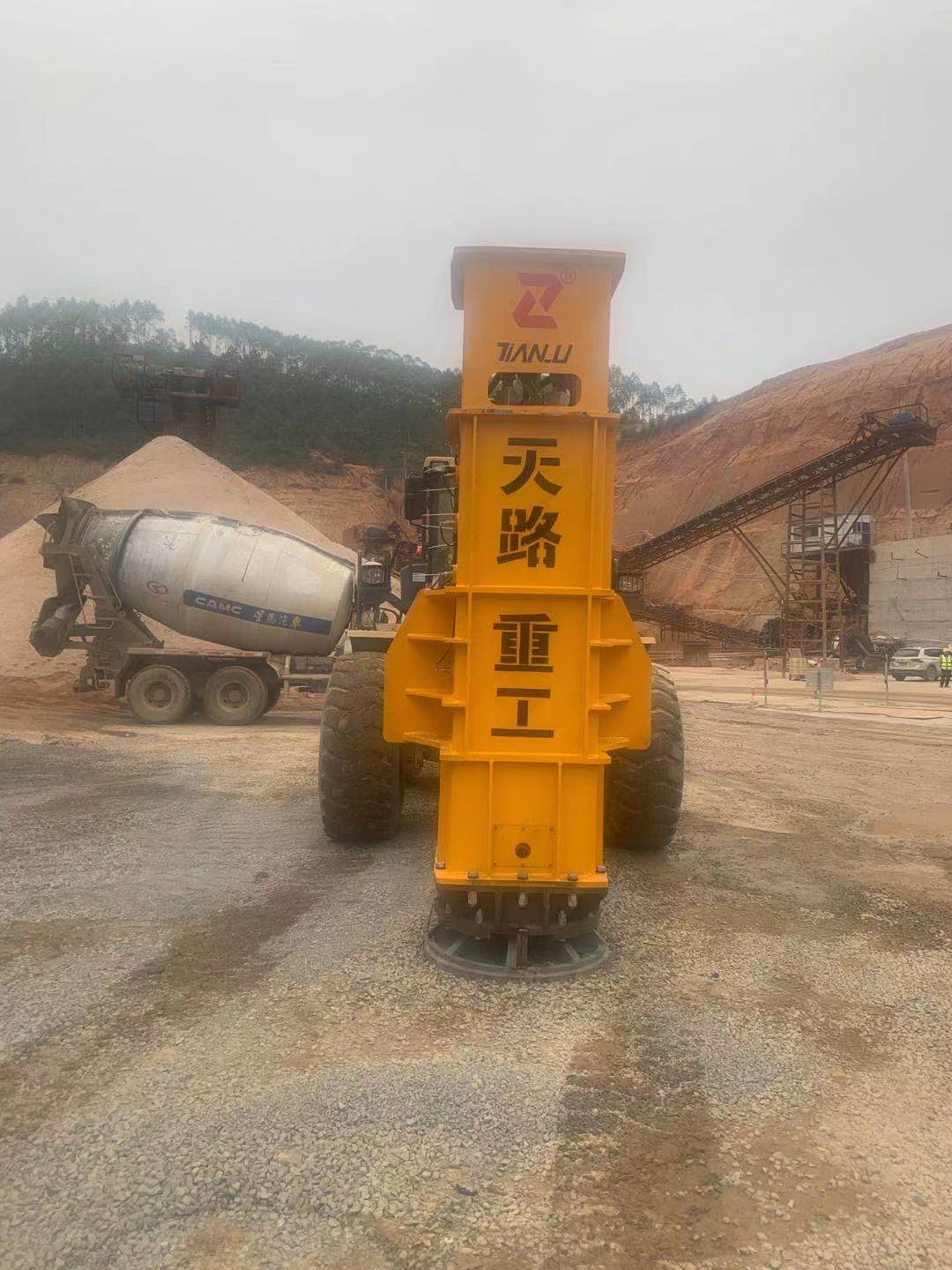 山東高速液壓夯實機